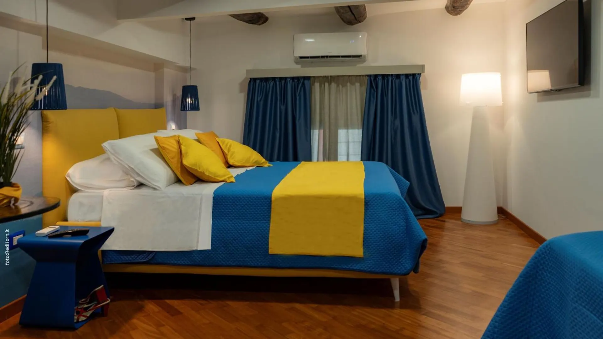 Two Rooms Chiaia 37 Naples Italy