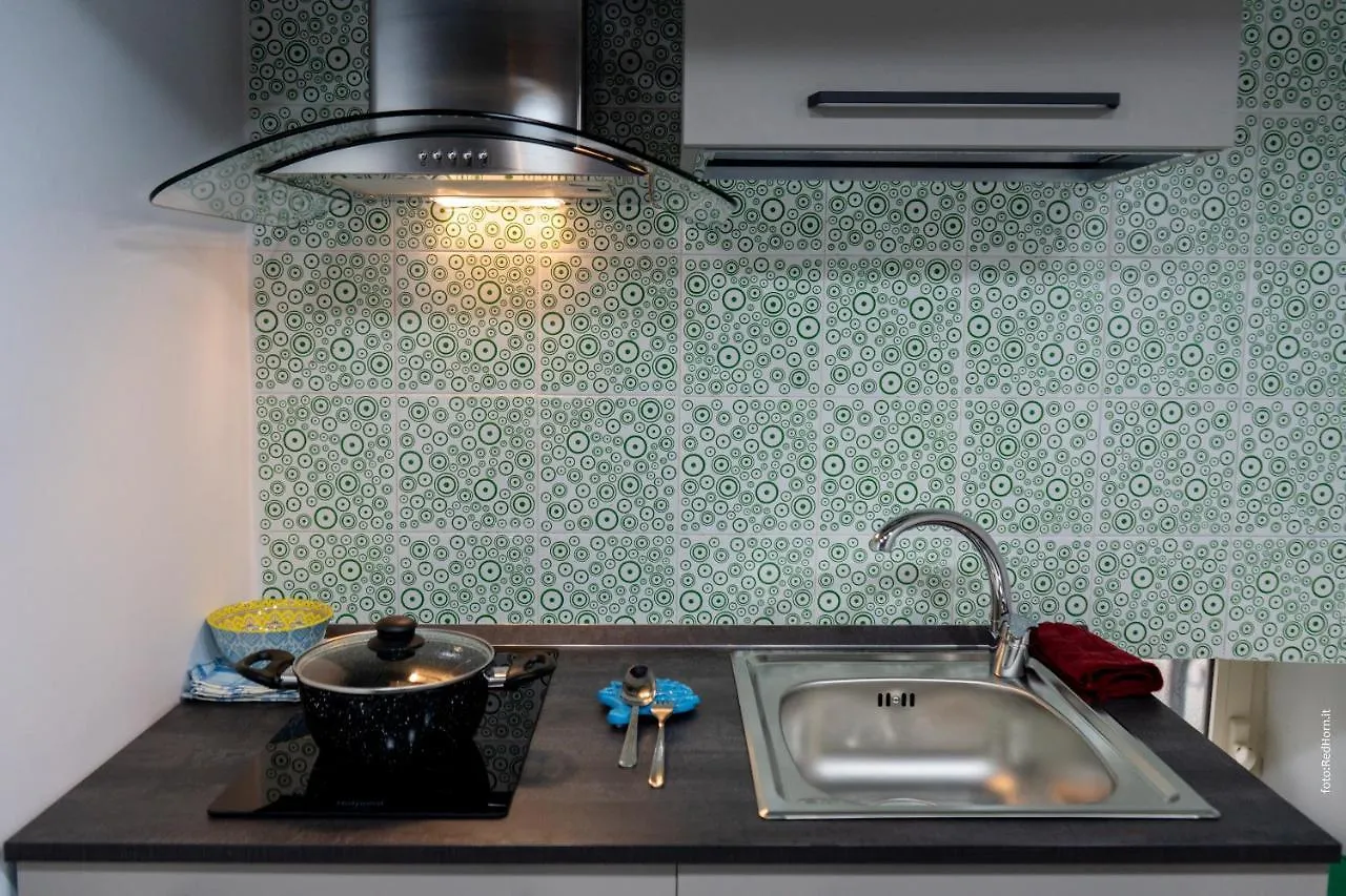 Apartment Two Rooms Chiaia 37 Neapel Italien
